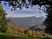 15 Dal roccolo degli Spadi vista verso Arera e Menna